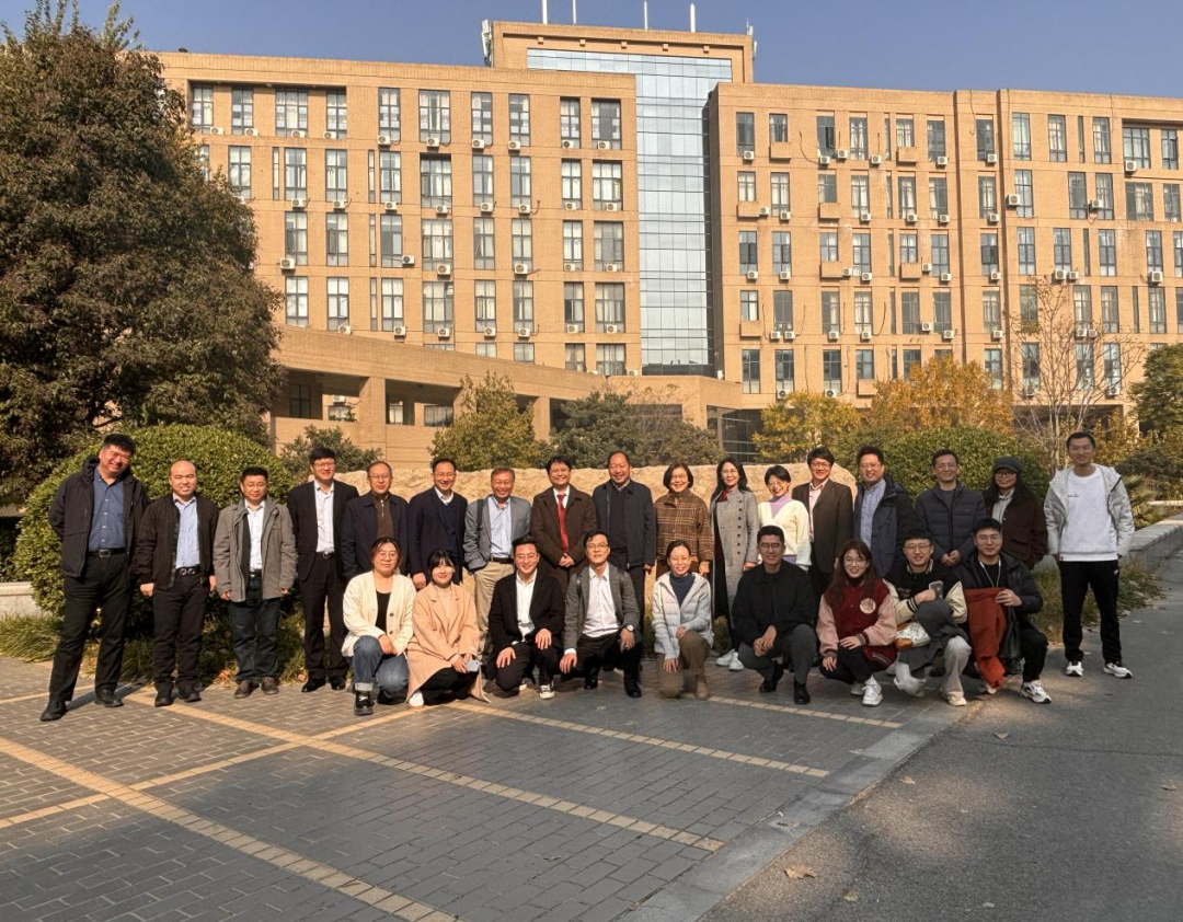简讯|董事长史渊源教授受邀赴郑州大学召开学术报告